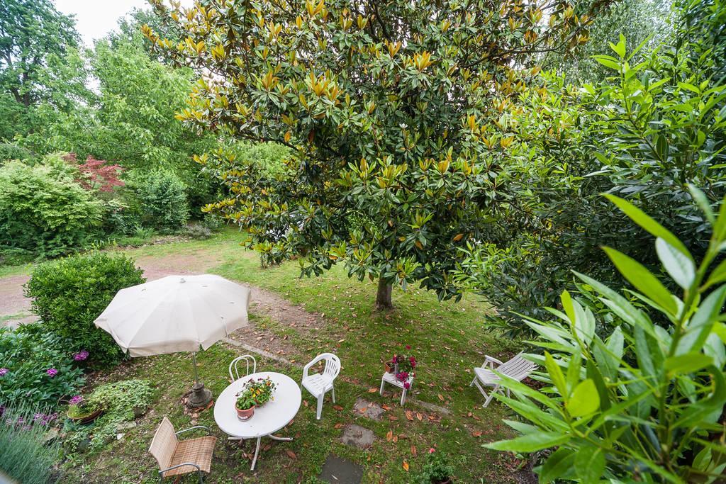 B&B Bosco Fiorito Malgesso 外观 照片