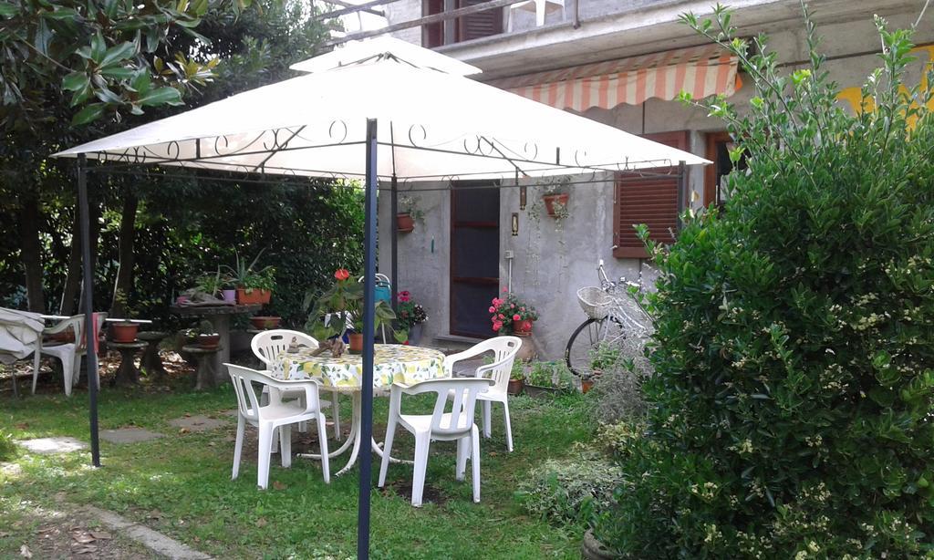 B&B Bosco Fiorito Malgesso 外观 照片