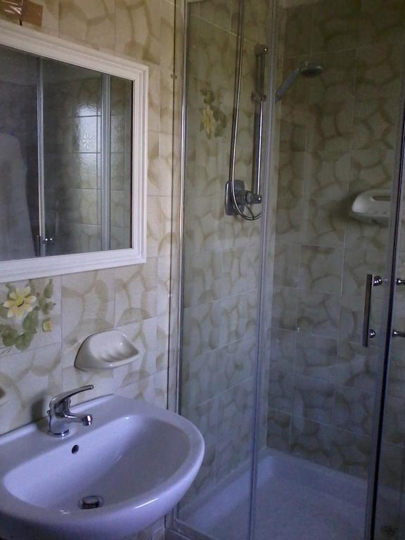 B&B Bosco Fiorito Malgesso 外观 照片
